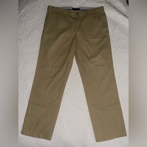 Tommy Hilfiger Tan Chinos Pants Men’s Size 38x32